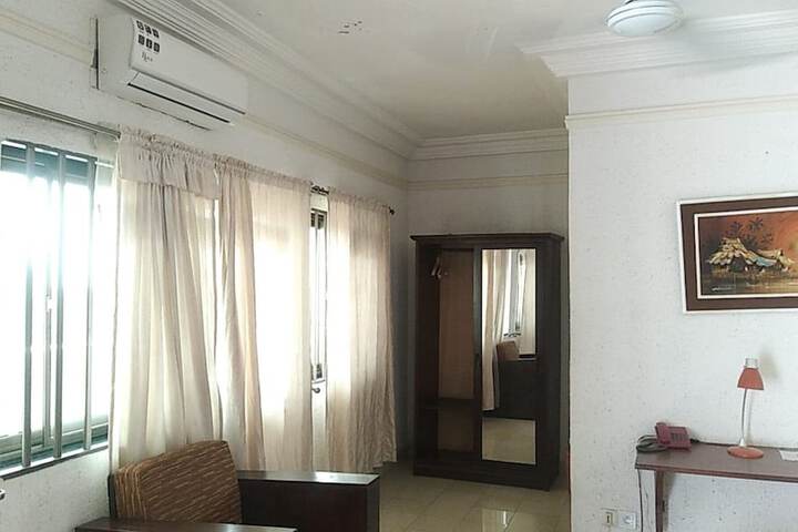 Room 65 of 156