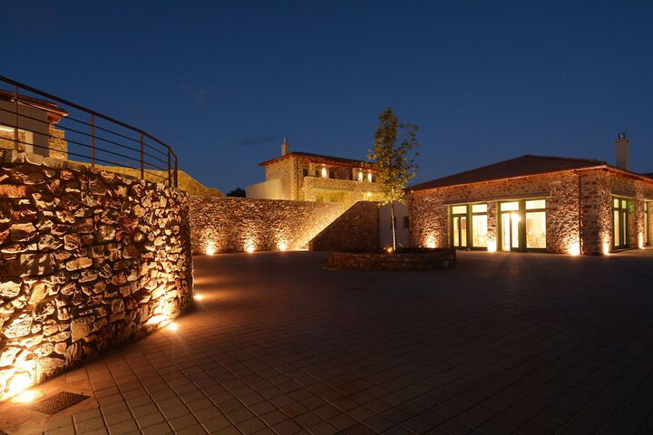 Terrace/Patio 92 of 98