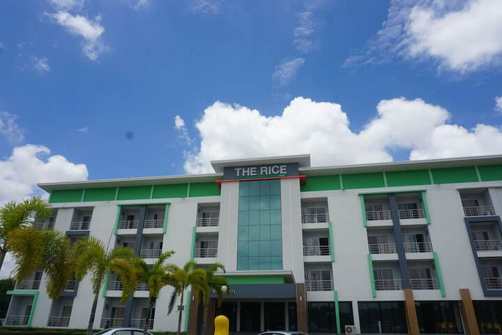 Hotel 44 of 44