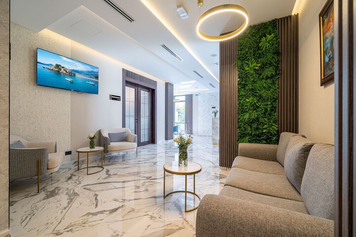 Hotel Interior 10 of 168