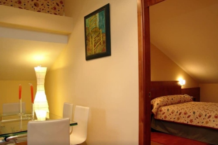 Room 6 of 31