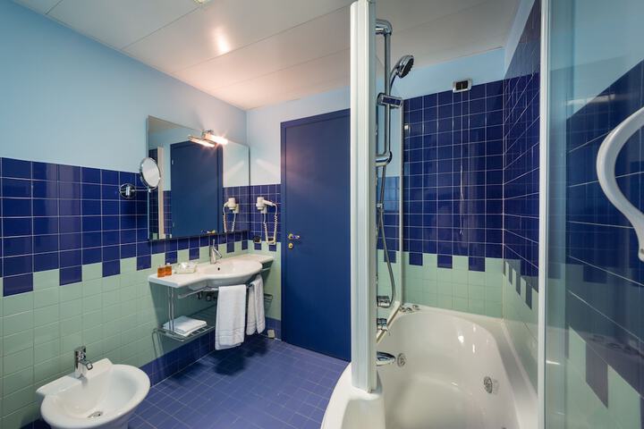 Bath Photo
