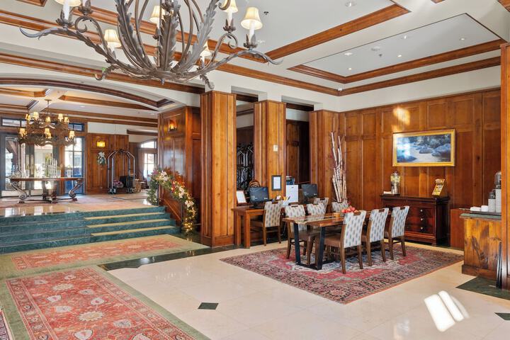 Hotel Interior 2 of 92