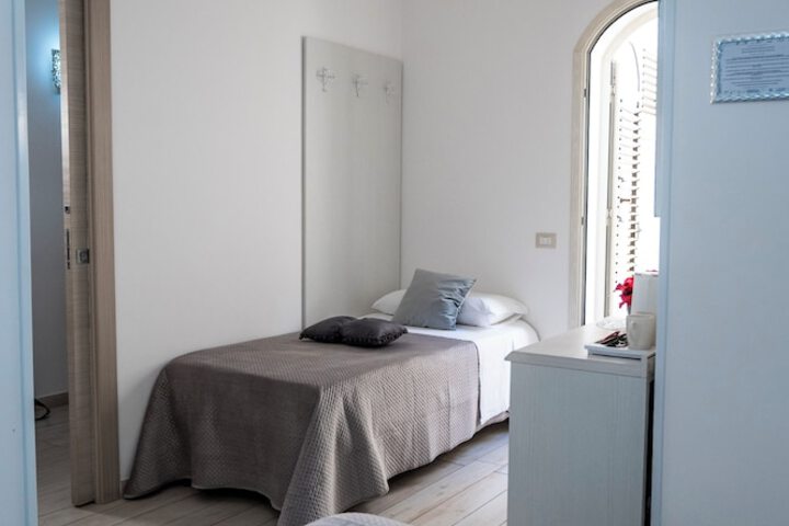 Room 20 of 64