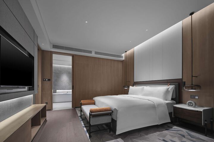 Room 12 of 51