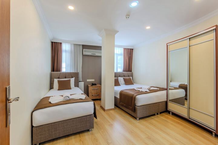 Room 20 of 71