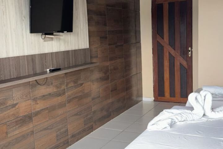 Room 25 of 72