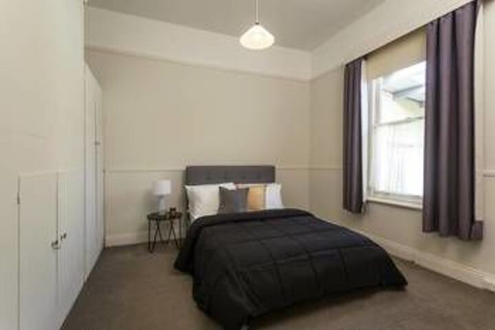 Room 8 of 35