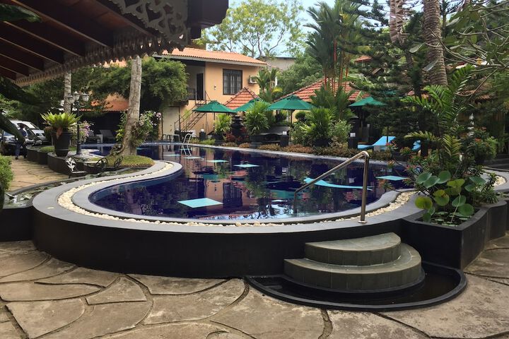 Pool 47 of 52