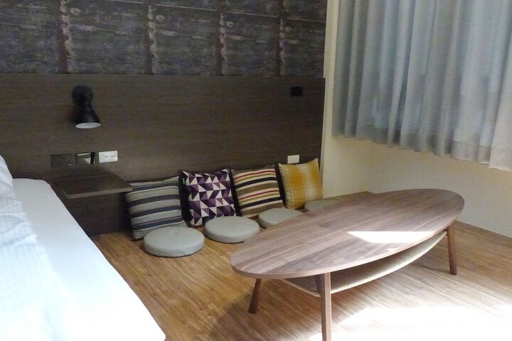Room 5 of 31