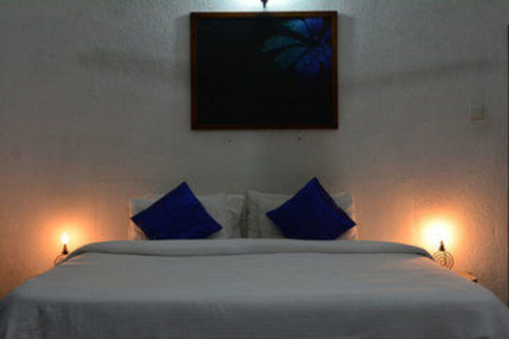 Room 20 of 39