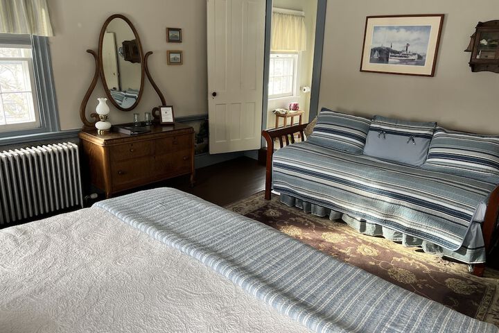 Room 35 of 70