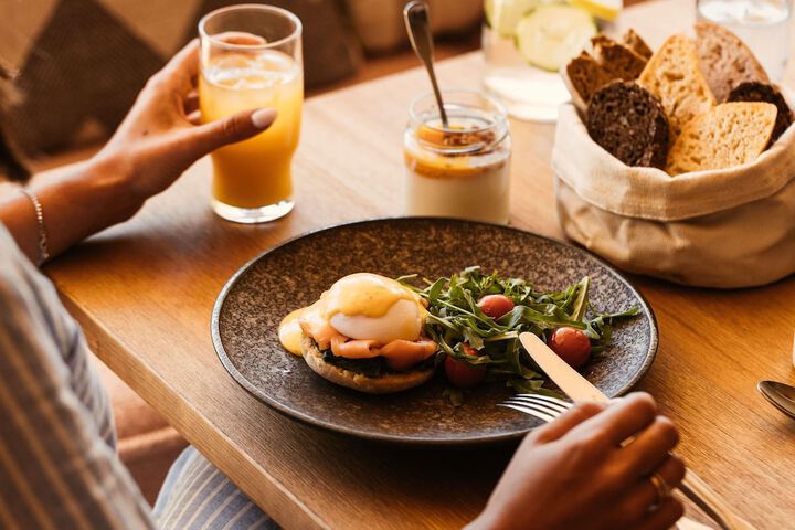 Breakfast/Coffee Service 105 of 227