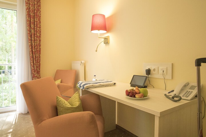 Room 25 of 62