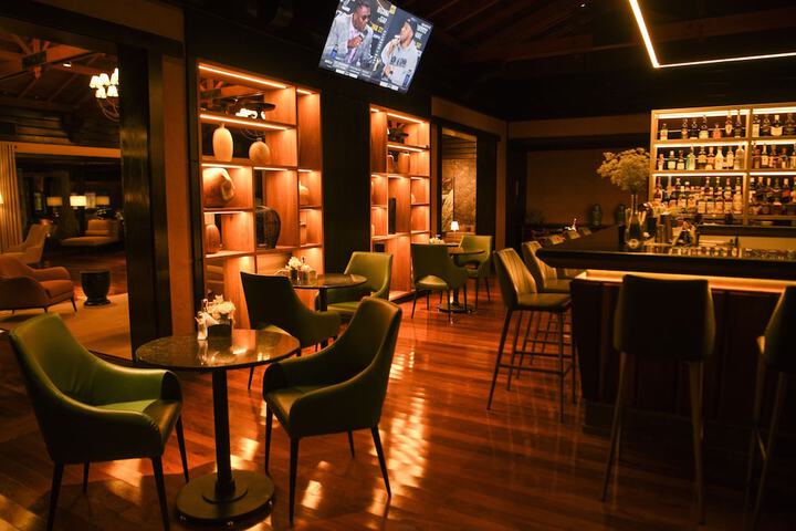 Lounge 134 of 149