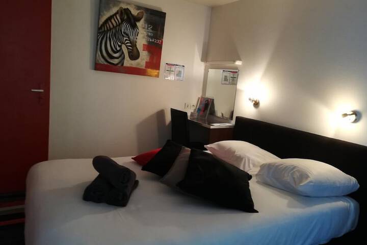Room 21 of 80