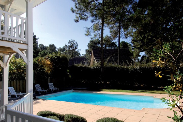Terrace/Patio 9 of 13
