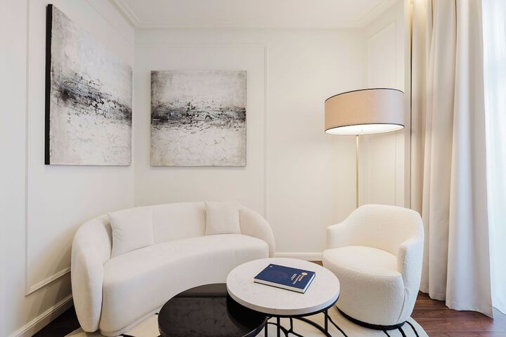 Room 45 of 150