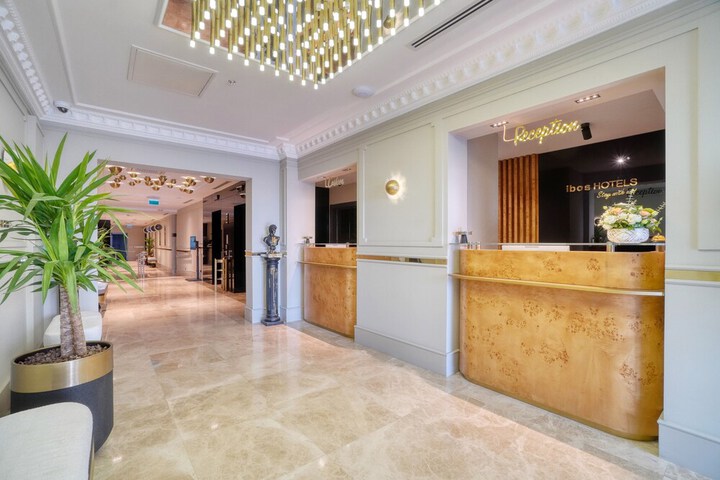 Hotel Interior 11 of 143