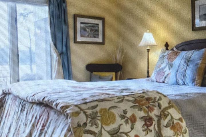 Room 8 of 92