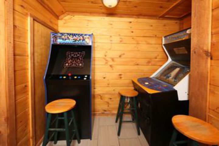 Room 9 of 39