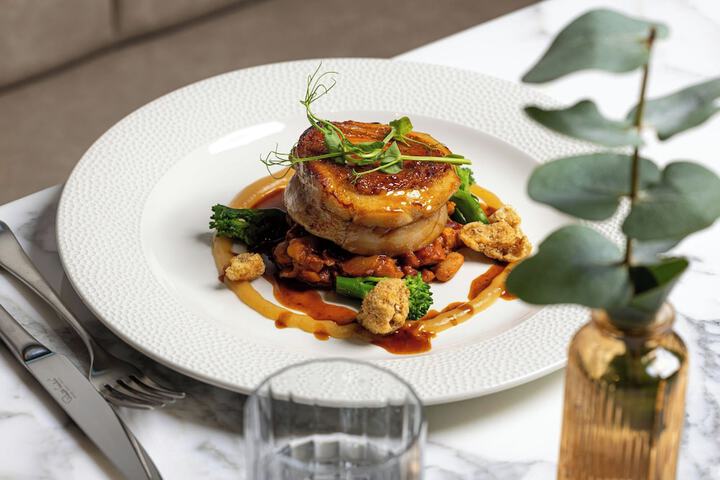 Dining 78 of 126