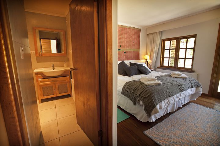 Room 6 of 38