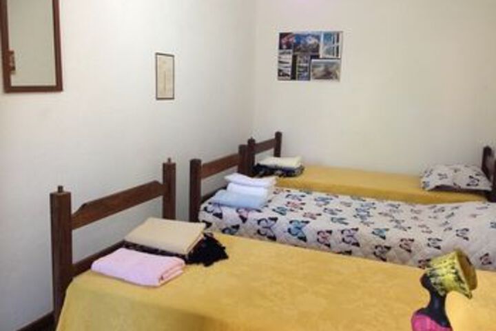 Room 13 of 35