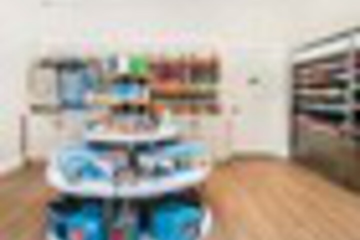 Gift Shop 103 of 134