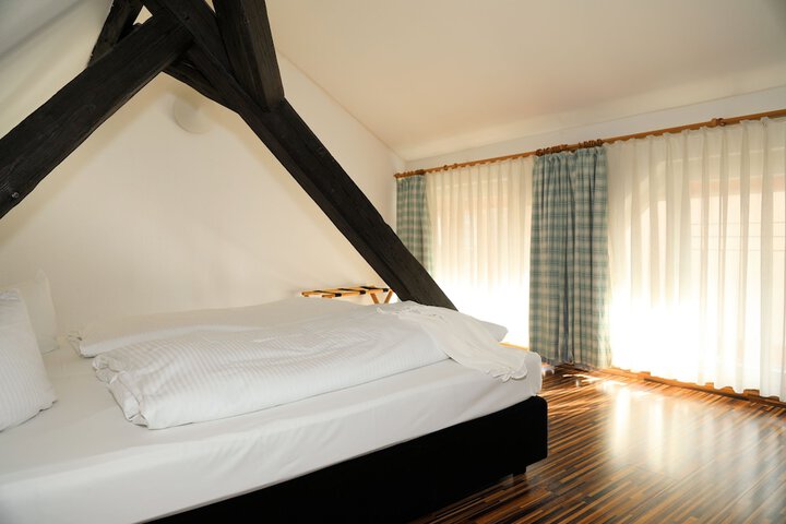Room 22 of 60