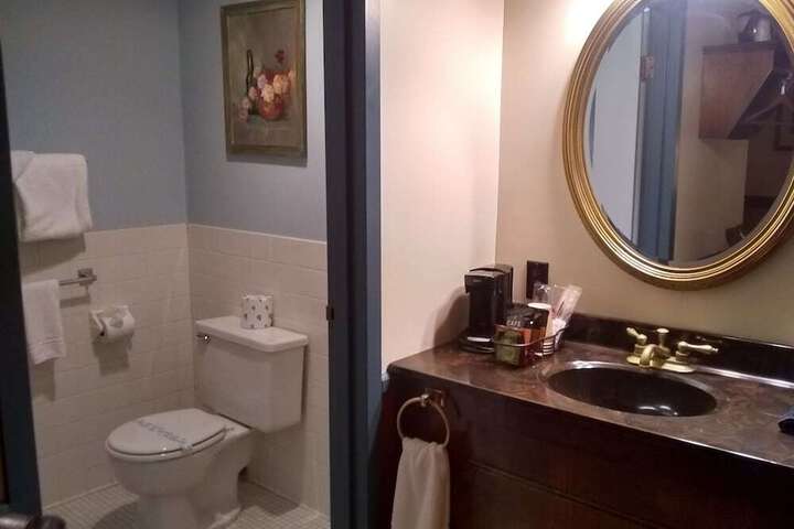 Photo 10