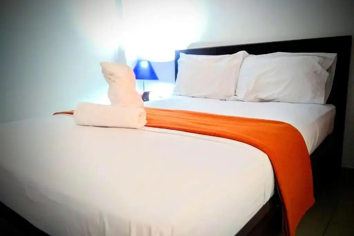 Room 4 of 29