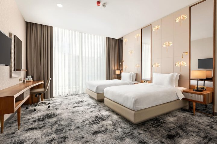 Room 30 of 69