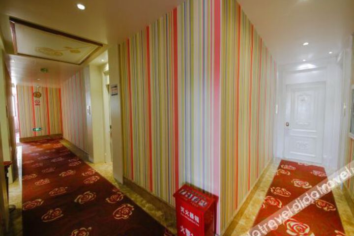 Hotel Interior 15 of 46