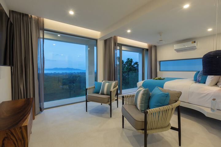 Hotel Interior 254 of 261