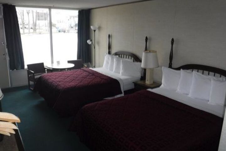 Room 14 of 63