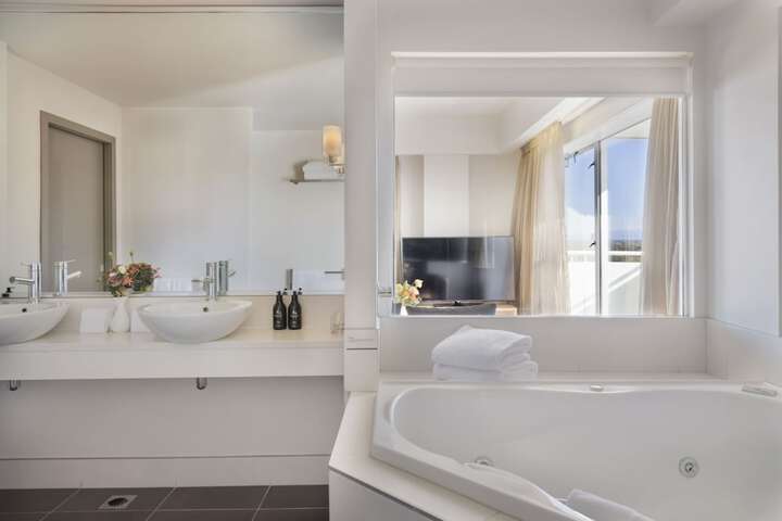 Room 20 of 39