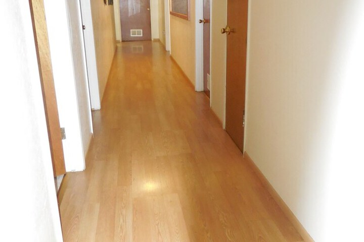 Ballroom/Hall 16 of 40