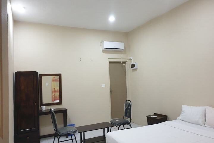 Room 10 of 45