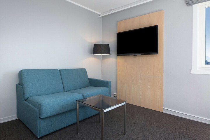 Room 20 of 40