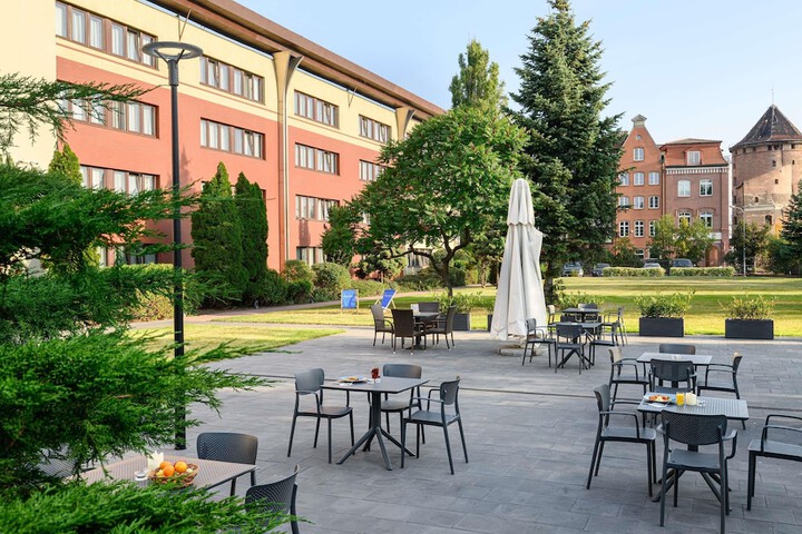 Hotel 70 of 71