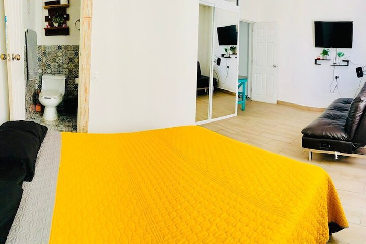 Room 43 of 103
