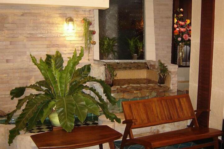 Hotel Interior 6 of 28