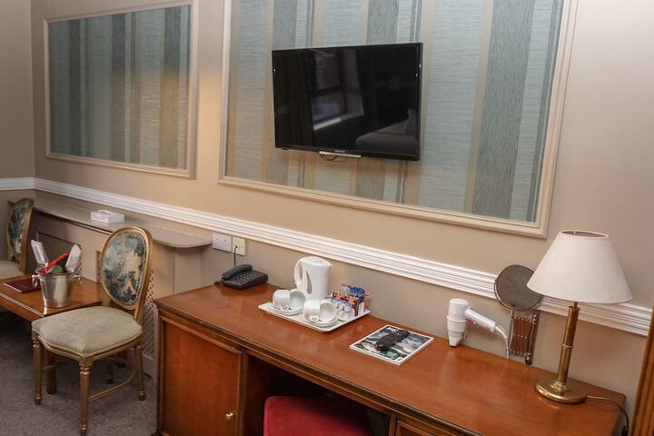 Room 20 of 41