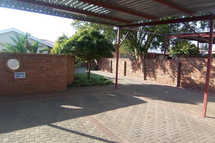 Property Grounds 42 of 50