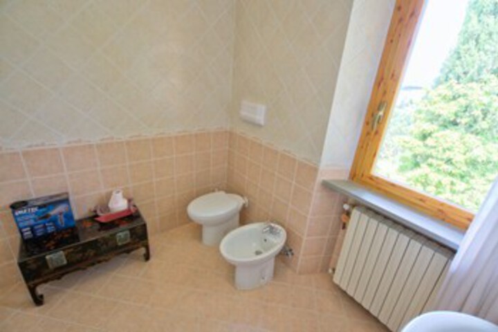 Room 13 of 51
