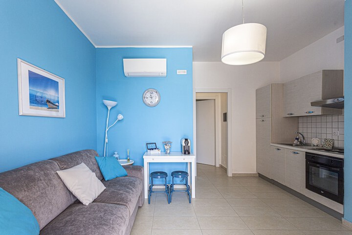 Room 82 of 194