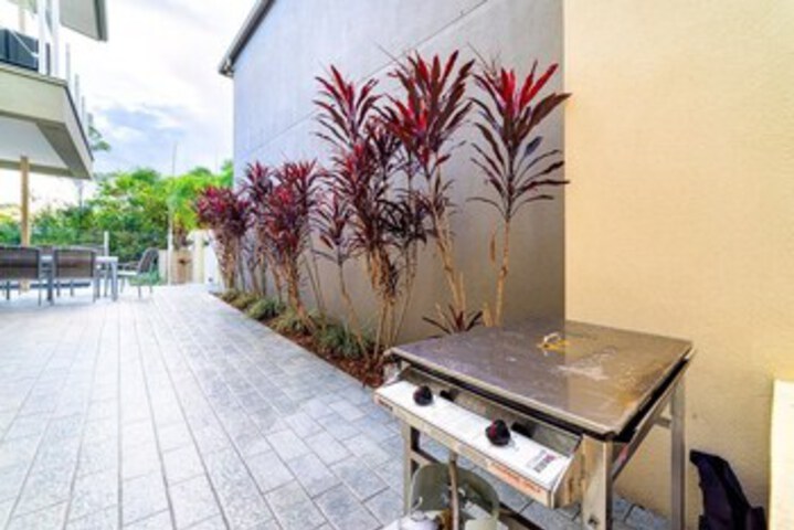 Terrace/Patio 35 of 36