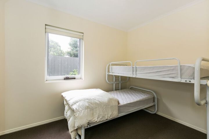 Room 2 of 29