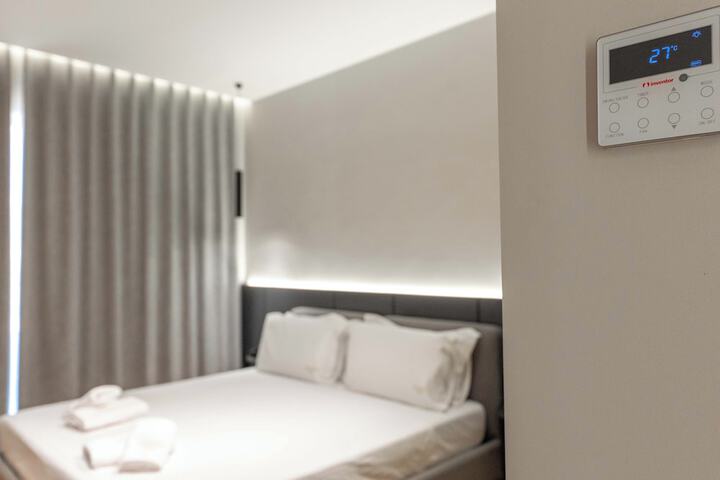Room 34 of 117